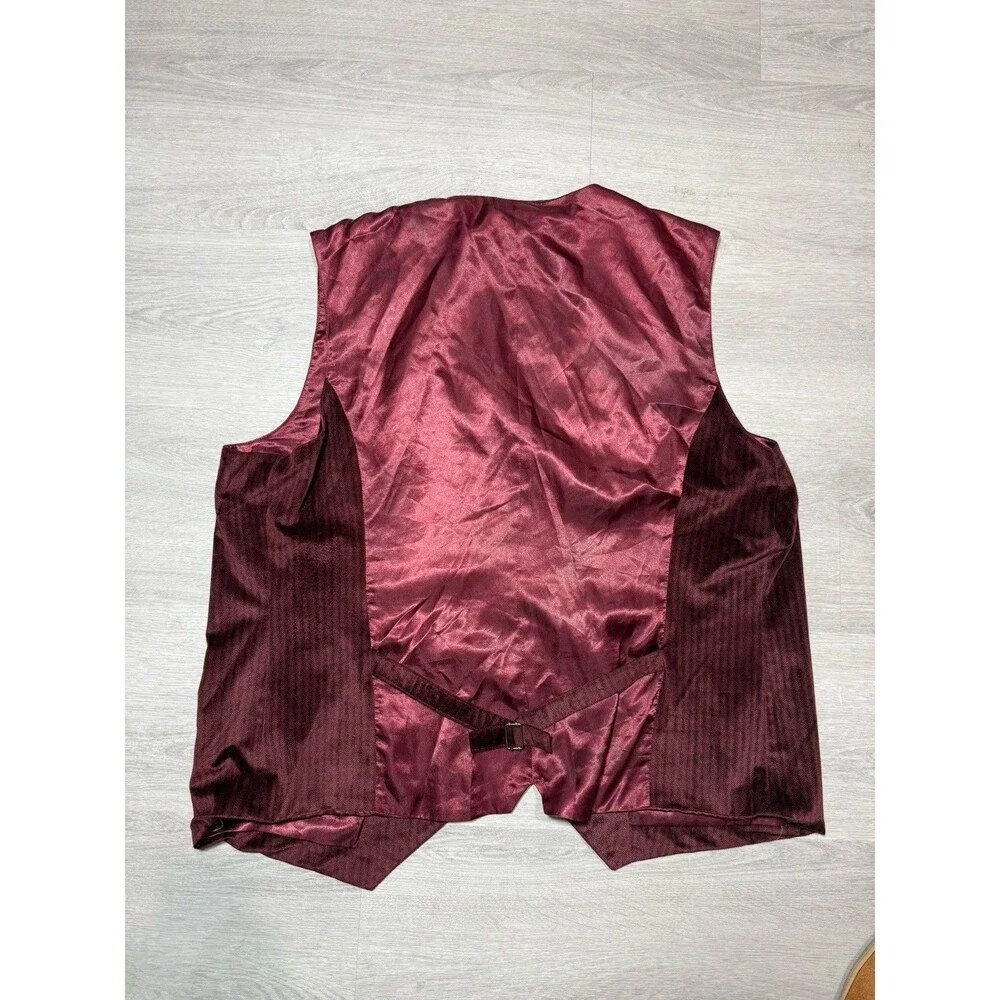 Silver Silk Men’s Burgundy Herringbone 3-Piece Suit Jacket, Vest, 44x30 Pants